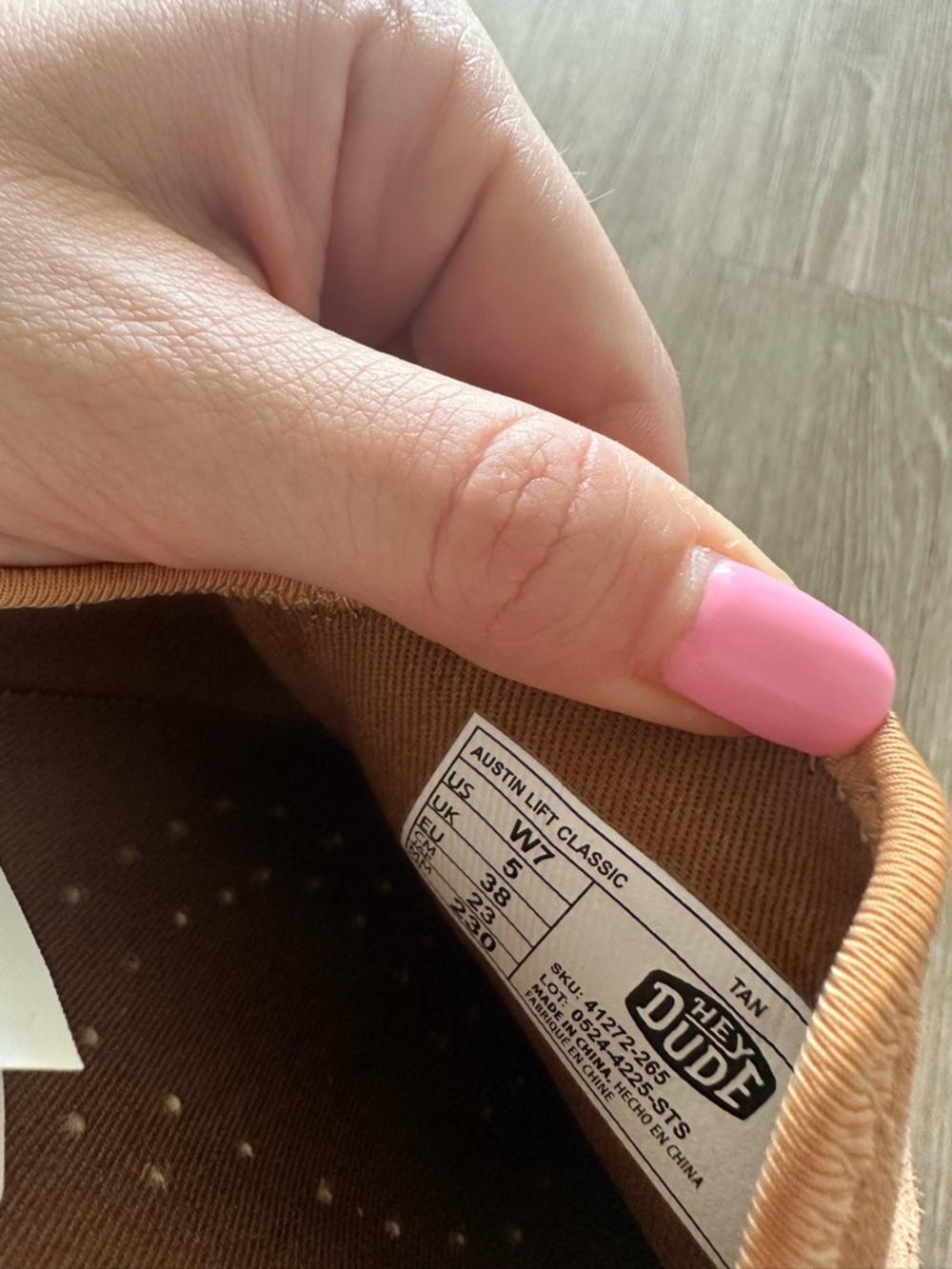 Hey Dude Womens Tan Suede Slip-On Loafers - Picture 4 of 4